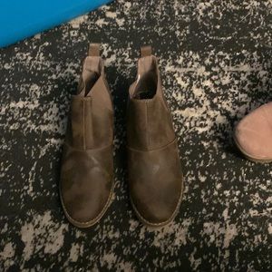 Rocket dog ankle boots